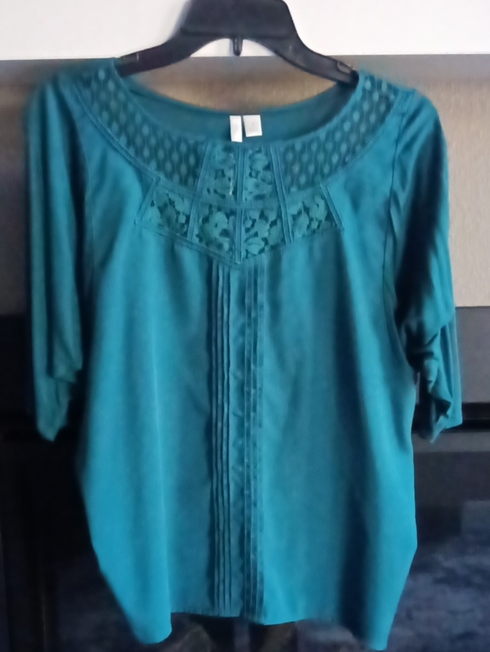 Lauren Conrad Embroidered Yoke Blouse in Green Size Small Like New